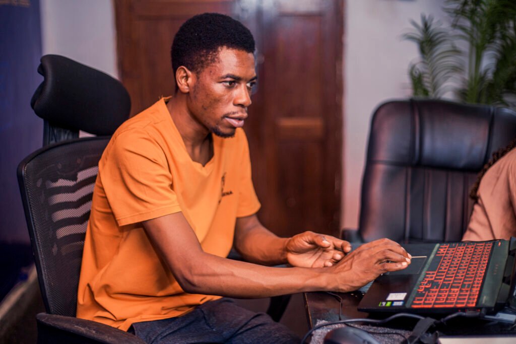 Faida 5 Za Content Marketing Zinazoweza Kubadilisha Biashara Yako